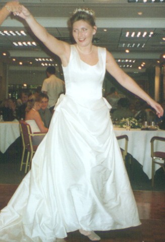 tsbride.JPG (37607 bytes)